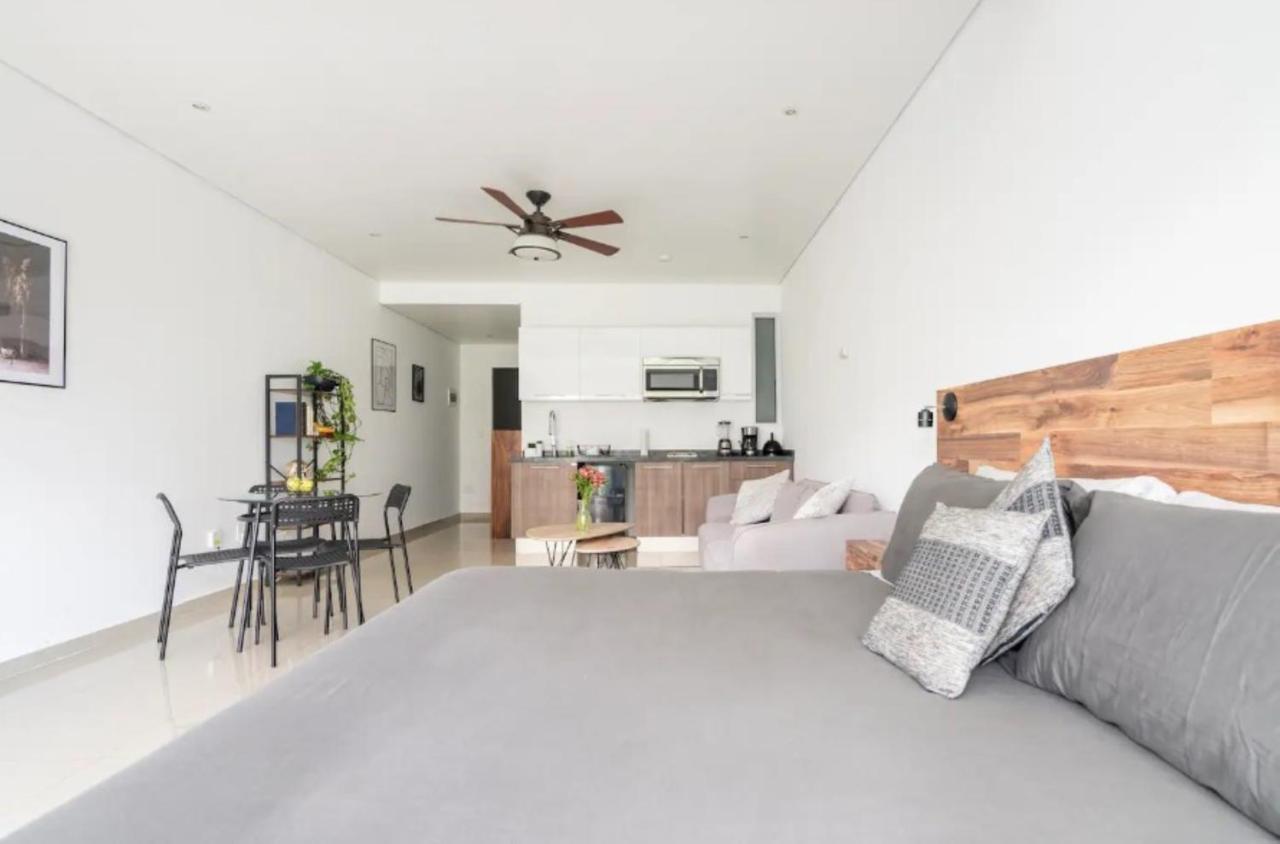 S2306- 1BR 1 BTH Deluxe - 2