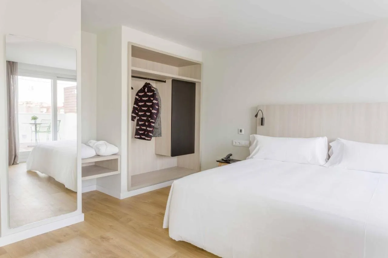 Gallery image of this property