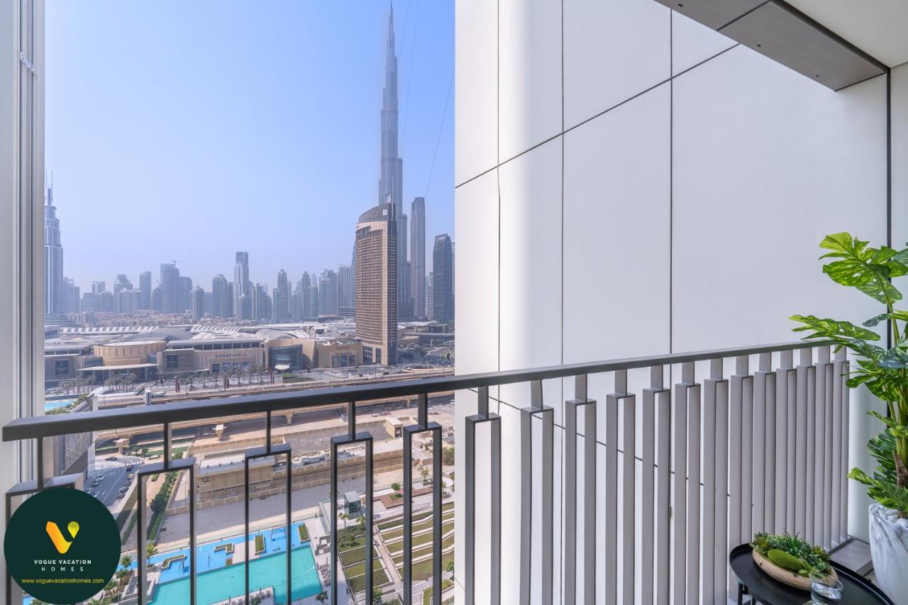 Vogue Vacation Homes, Downtown Views II with Direct Access to Dubai Mall Via a Climate Controlled Bridge, Two Bedroom Apartment with Balcony and Burj Khalifa View