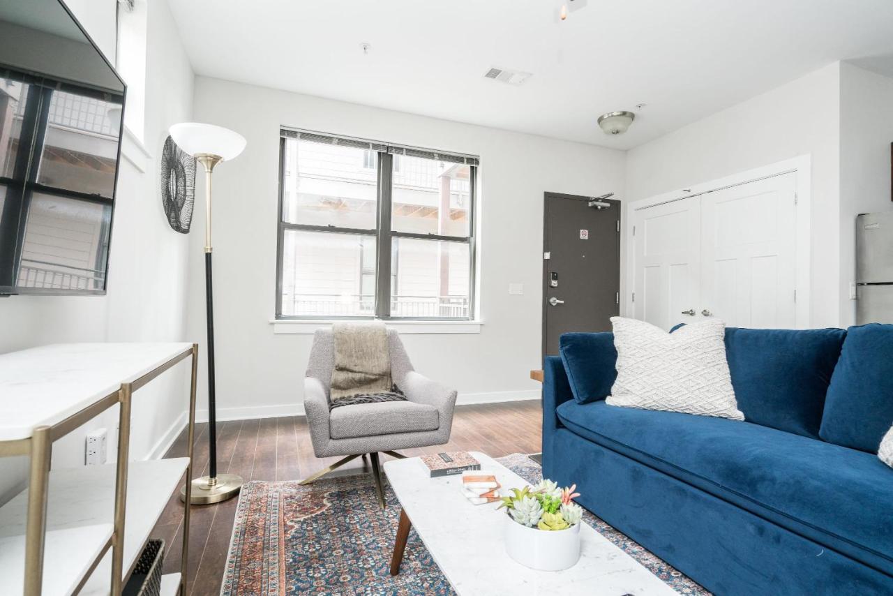 CozySuites Music Row Spacious 1BR with free parking 45 - 2