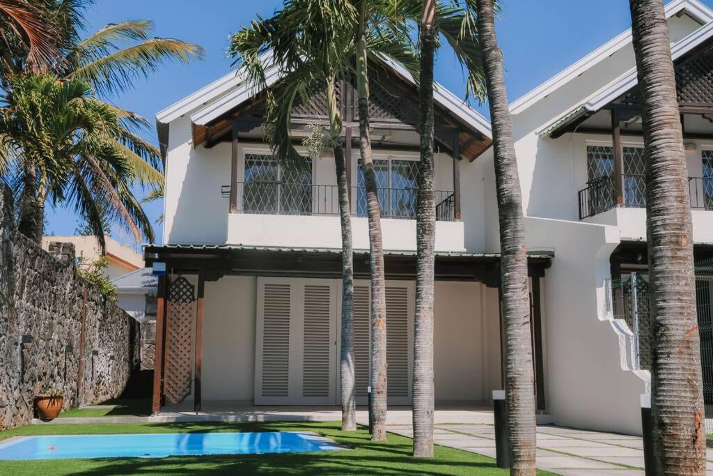 The Palms Tropical Pool Villa in Pereybere - 2