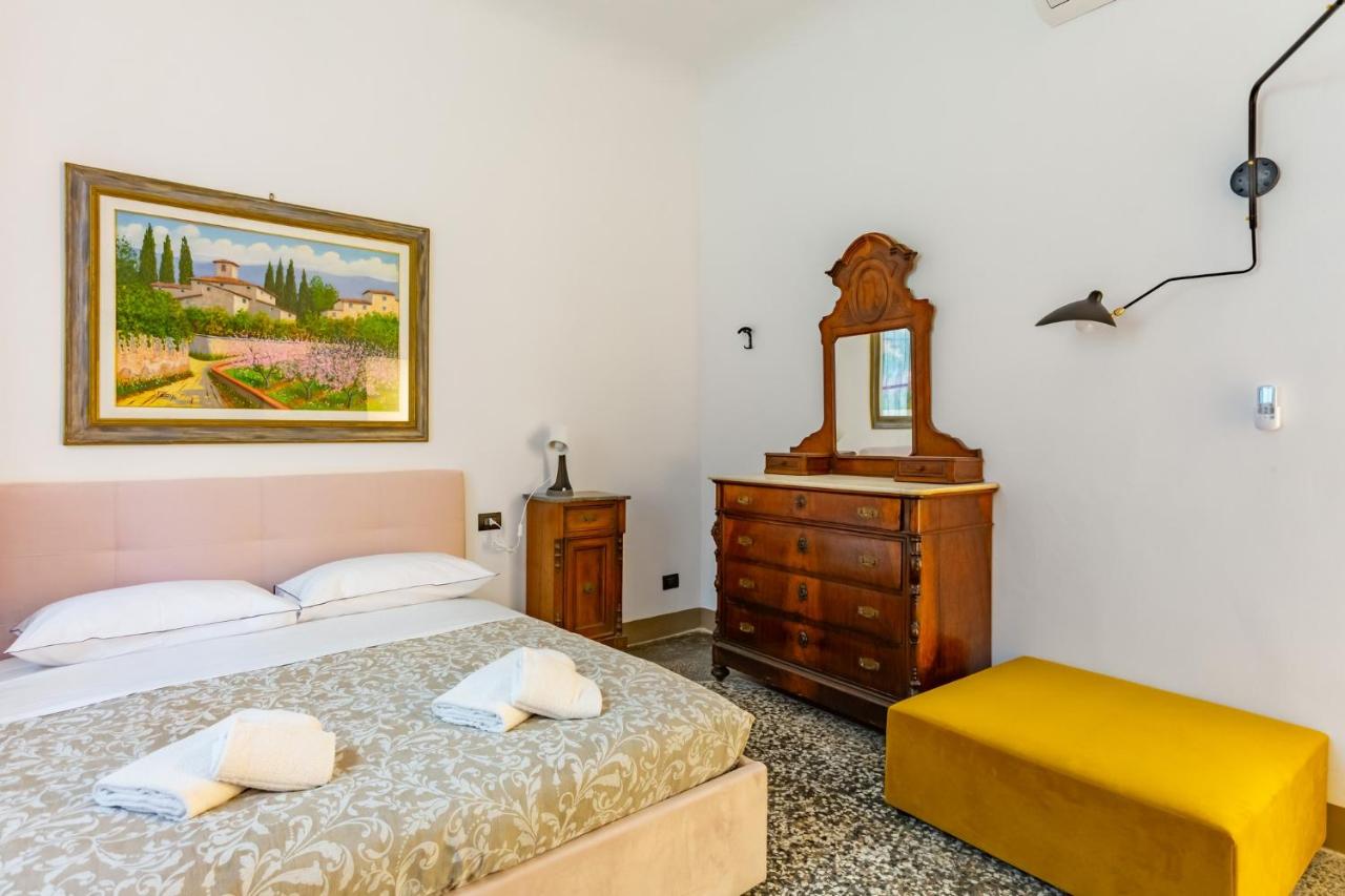 GuestHost - San Lorenzo Central Roomy Apartment - 5