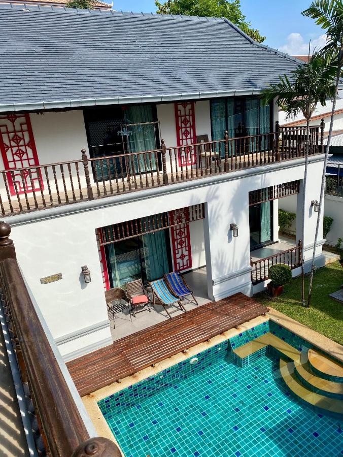 Taurus Villa10 bedrooms with private pool.