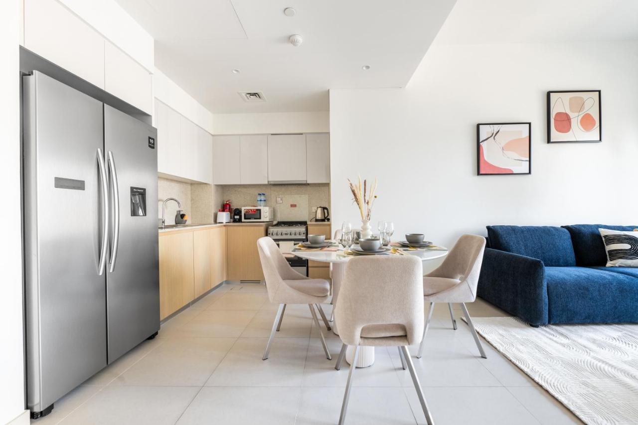 Elegant 2BR in Burj Royale - 4