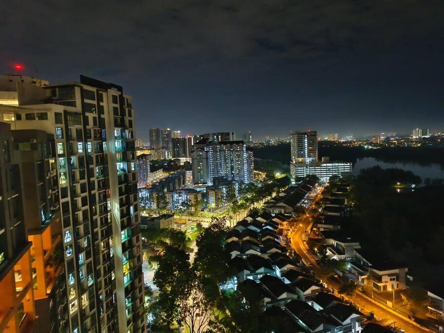 MidValley 3BR Lake View-8px with GFloor 2 CP, PetFriendly I Netflix & Coway I Unblock High Floor Fashion High-end Renovations - 5