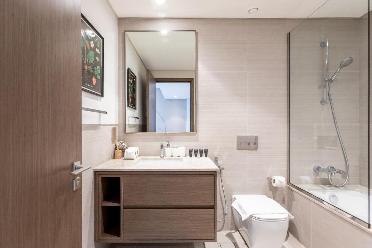 Near Burj Khalifa & Dubai Mall - 1BR in Grande Residence, Downtown - Allsopp & Allsopp - 3