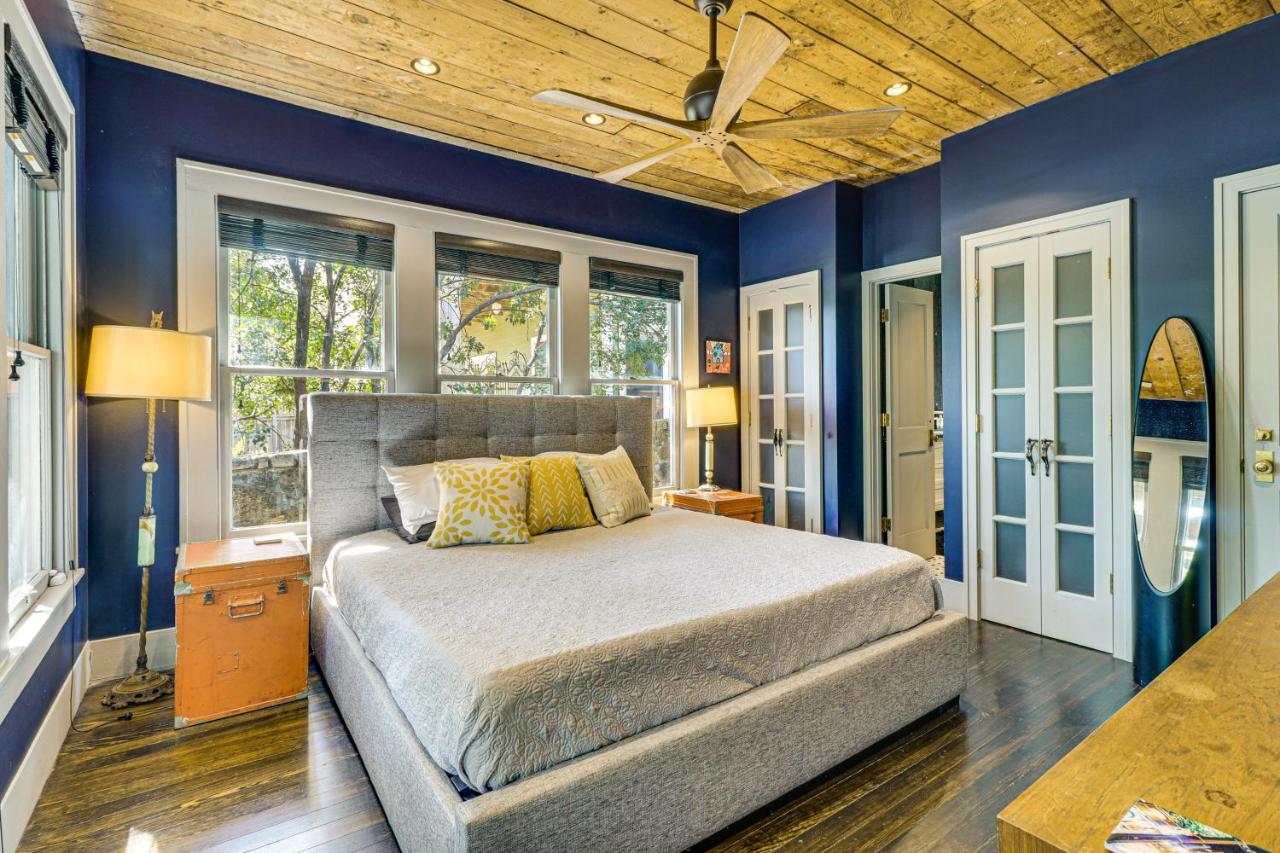 Walk to SoCo Home with Decks and City Views in Austin - 3