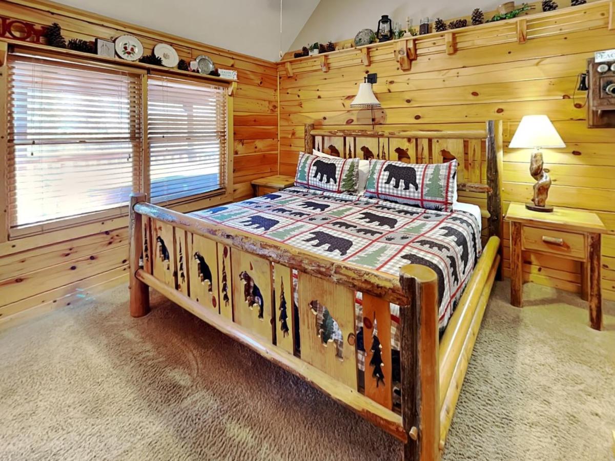 Running Bear Cabin — photo 22