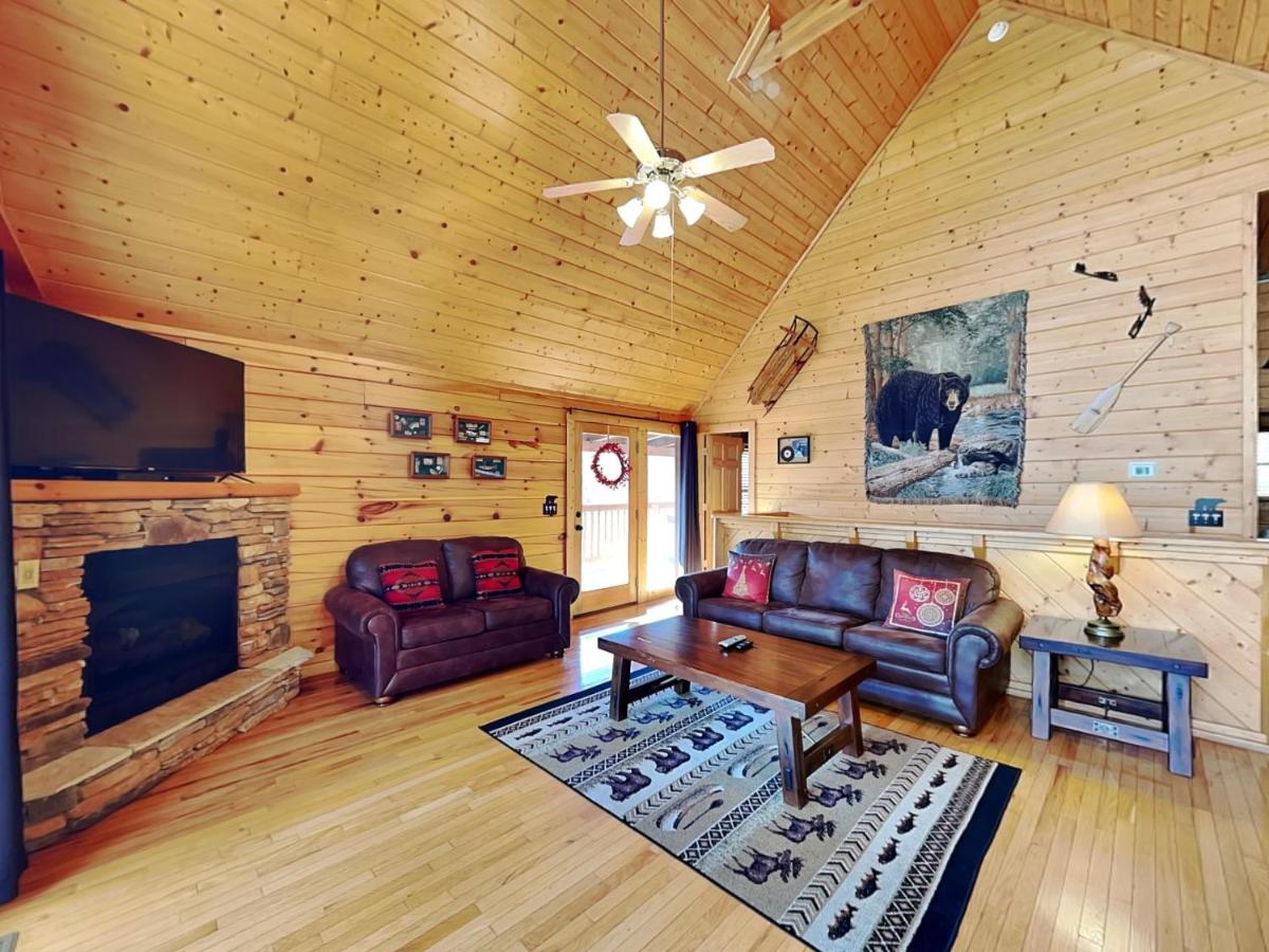 Running Bear Cabin — photo 9