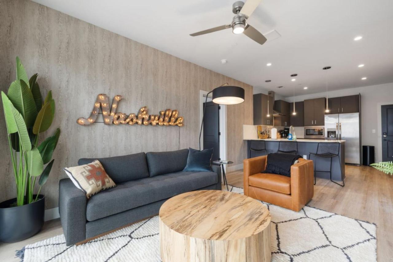 Walk to Nightlife, Vanderbilt, Minutes to Broadway - 4