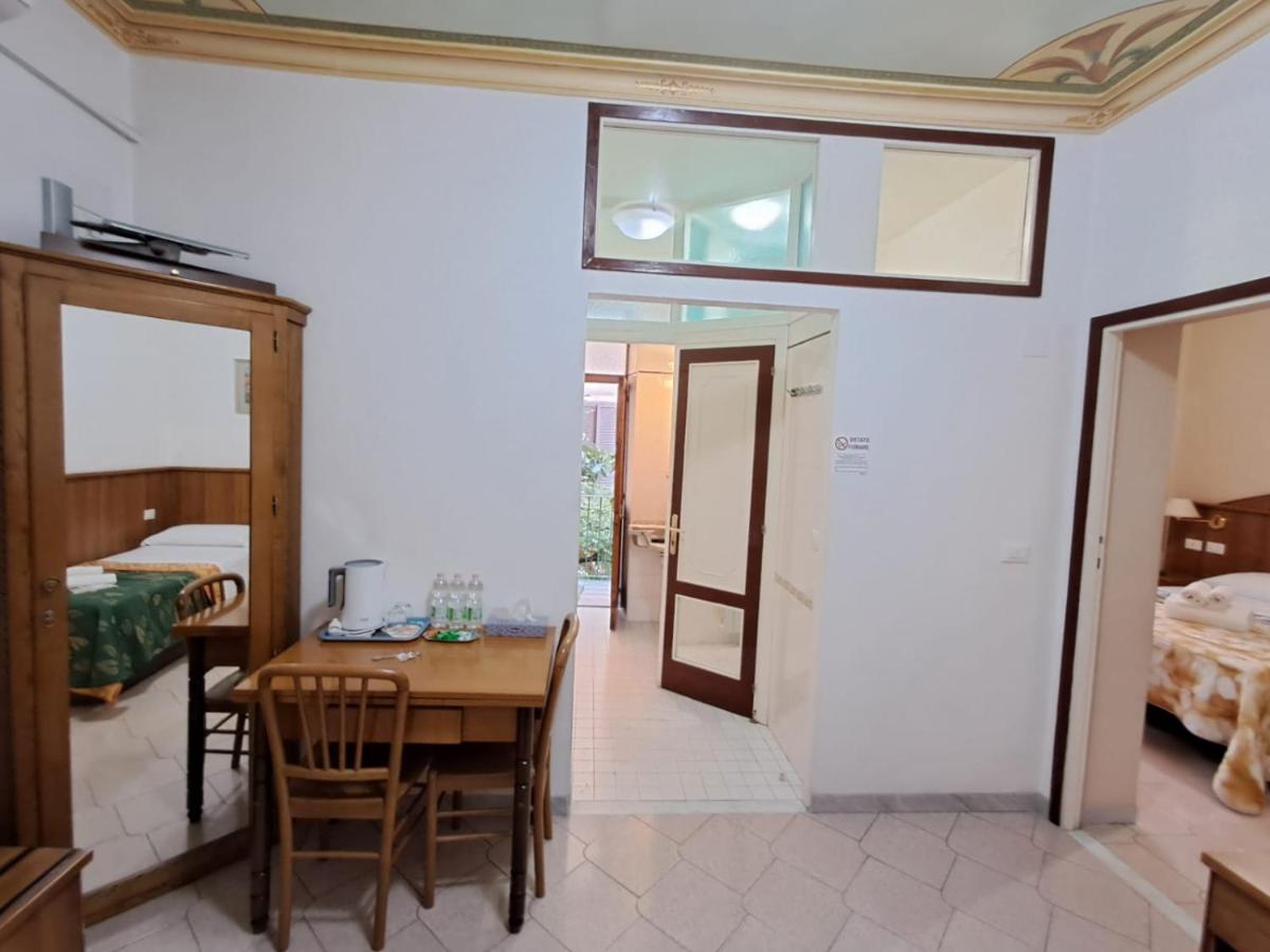 NAHID ACCOMMODATION - 4