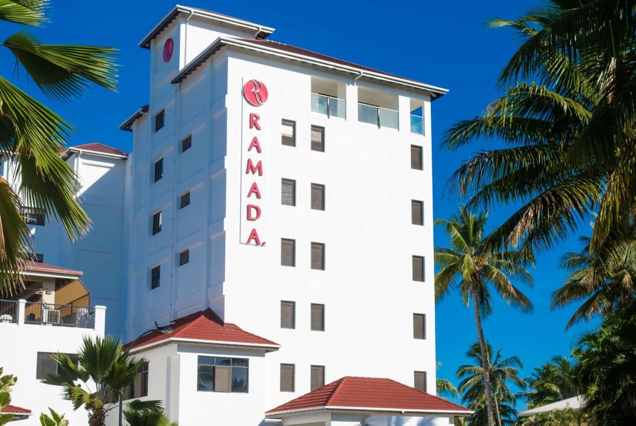 Ramada Suites by Wyndham Wailoaloa Beach Fiji - 4