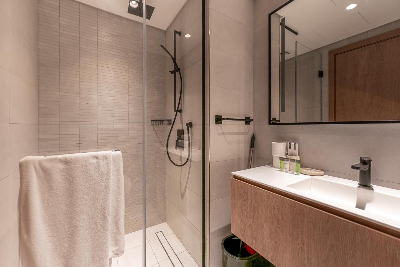 HAVN - New Studio Business Bay, Burj Khalifa View - 3