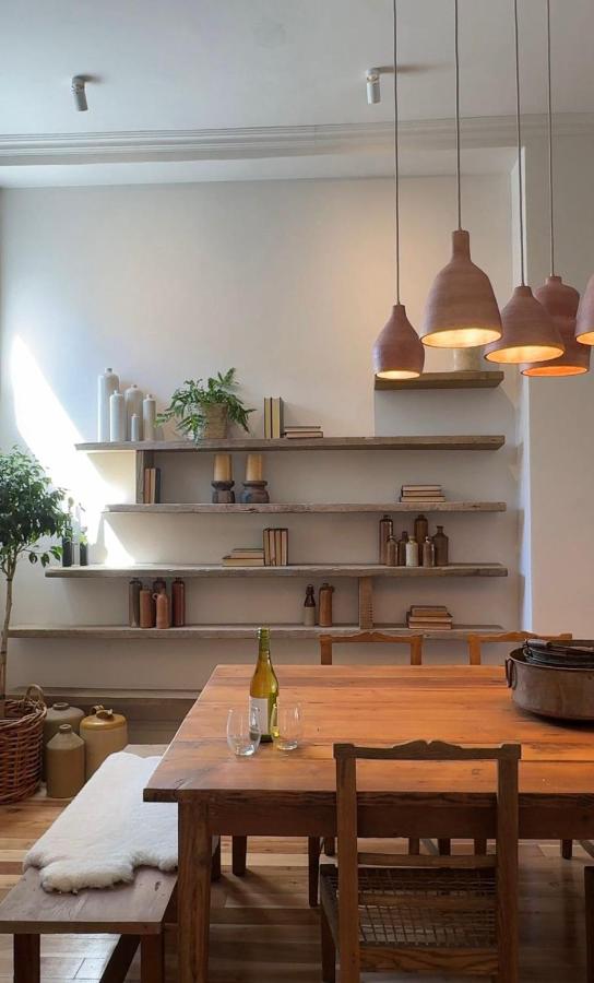 Rochester House - Number 8