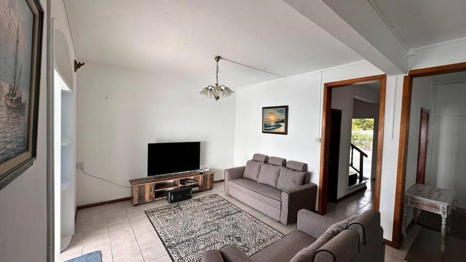 Domaine Julia Sur Mer with 8 Bedrooms! - 5