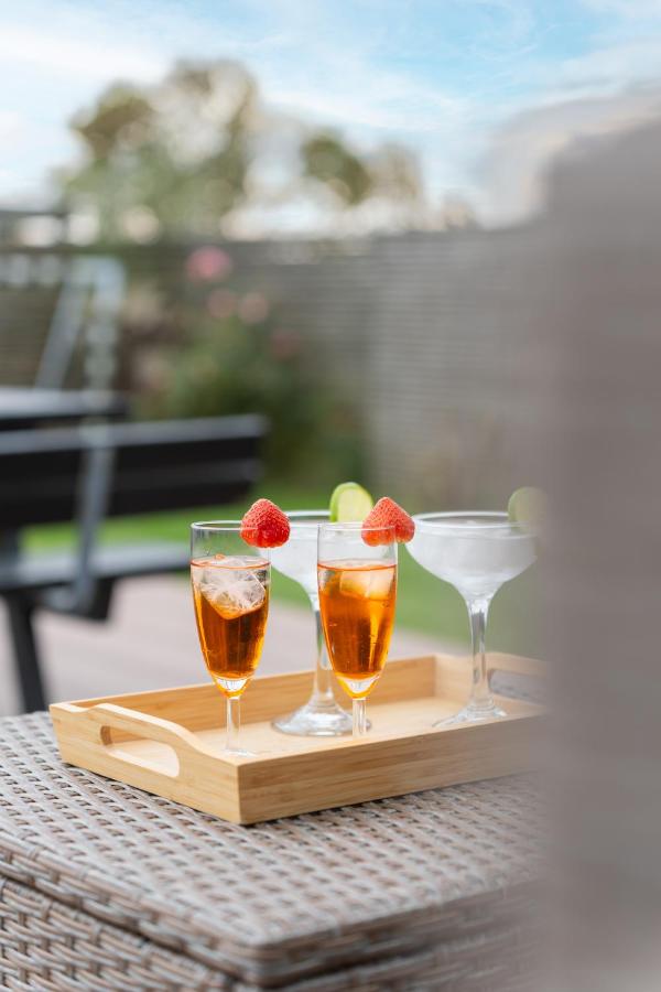 Ocean view in first row. Architectural pearl - 4