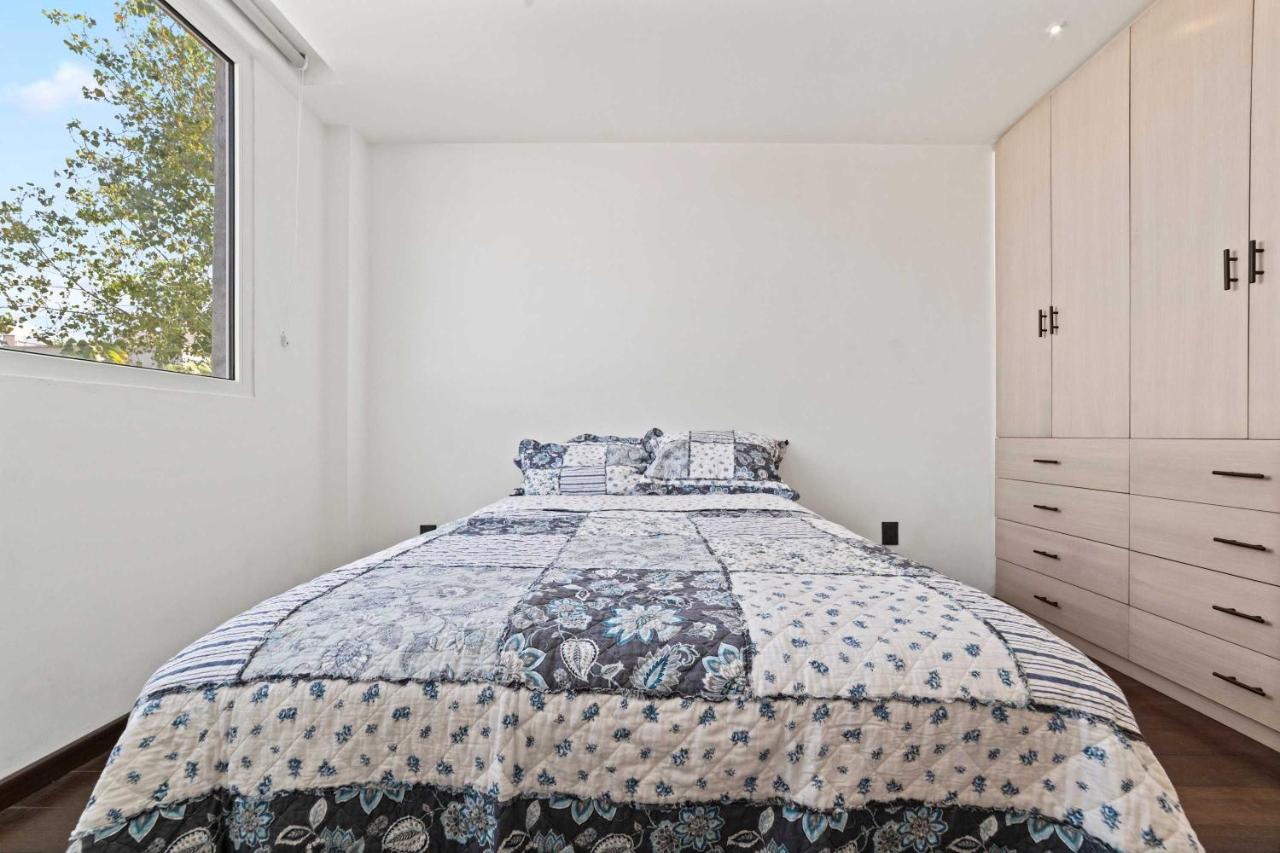 Spacious Apartment with 2 Bedrooms in CDMX - 2