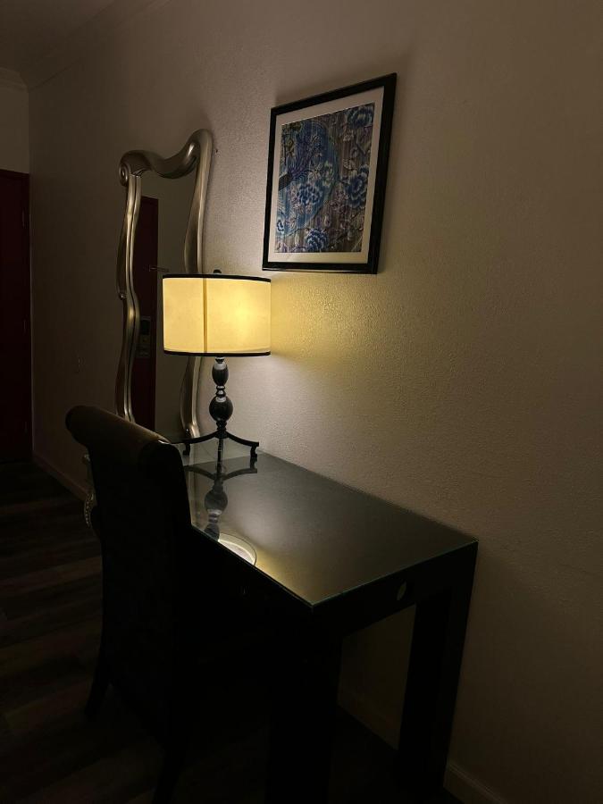 Knights Inn Bakersfield — photo 16