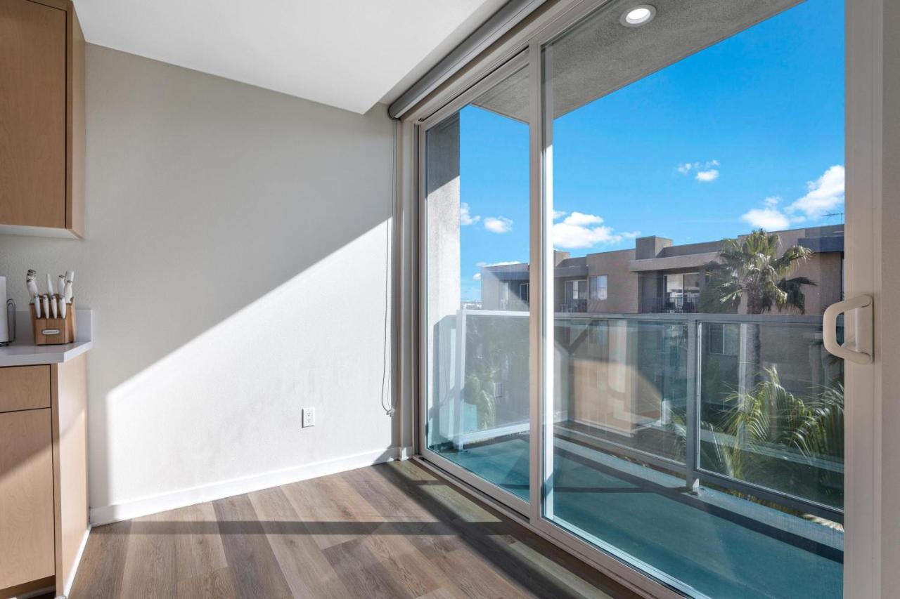 Coastal Bliss - Luxe 2BR Retreat in MDR - Venice - SM - 4