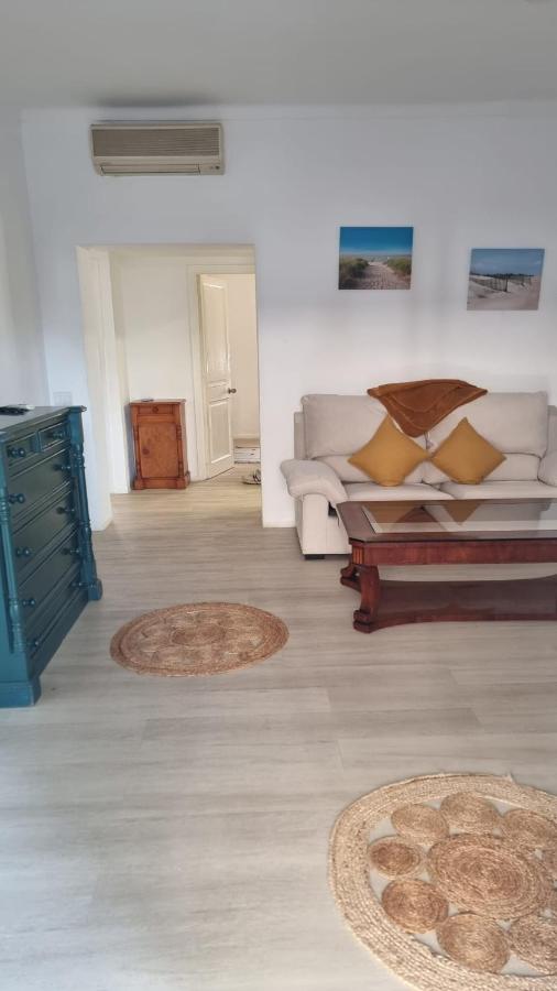 Obrador Hibiskus by Perigon