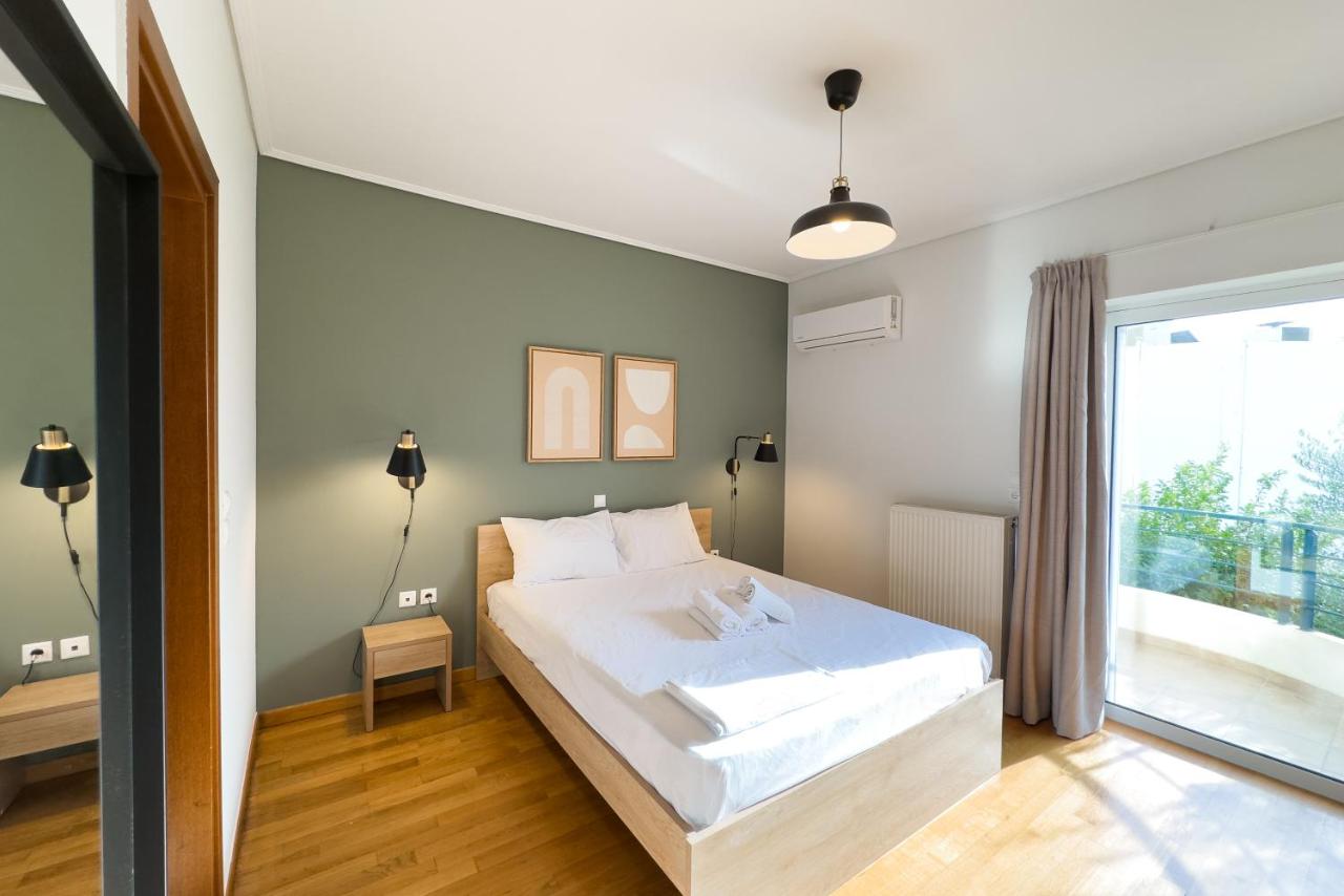 Spacious Family Apt in Glyfada - 2