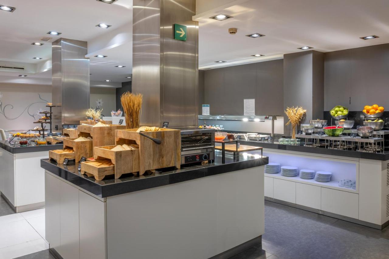 Hotel Ciutadella Barcelona - 3