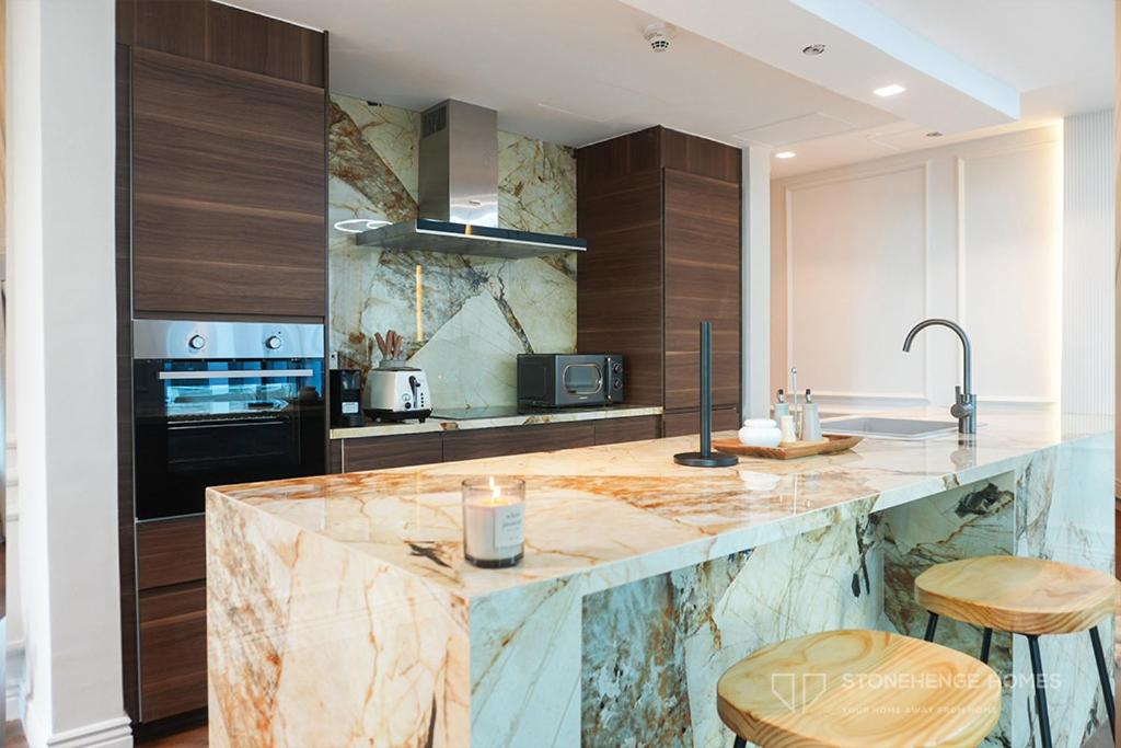 Chic 1 Bedroom Apartment in Dubai Marina, Marina View, Near JBR - 5