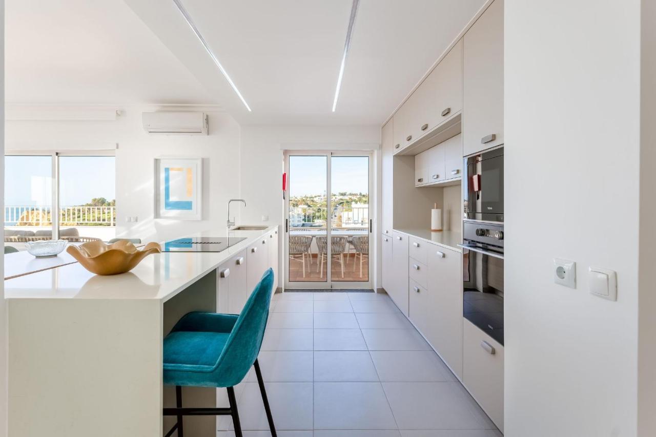 Ocean View 2 BDR Flat With Balcony by LovelyStay - 2