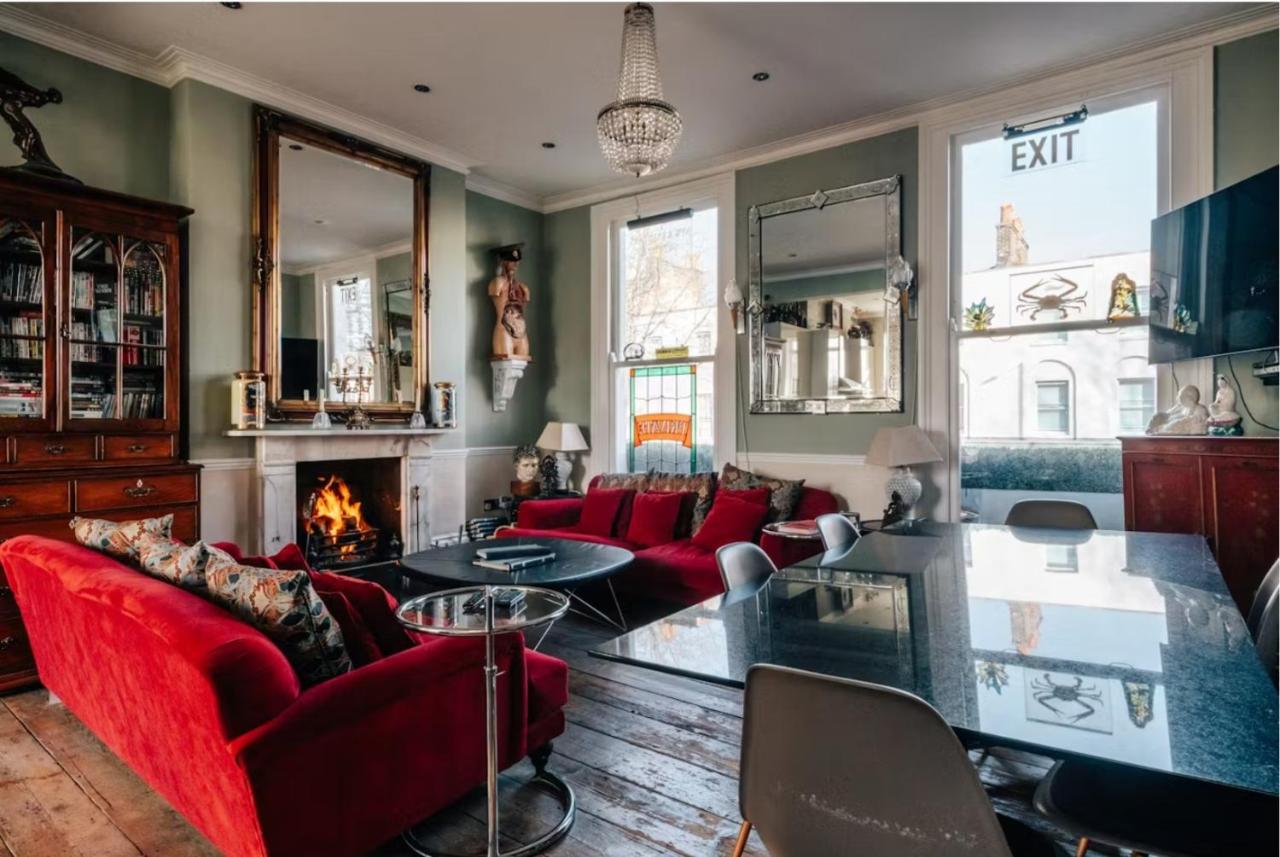 Ultrachic Georgian Townhouse In Central London