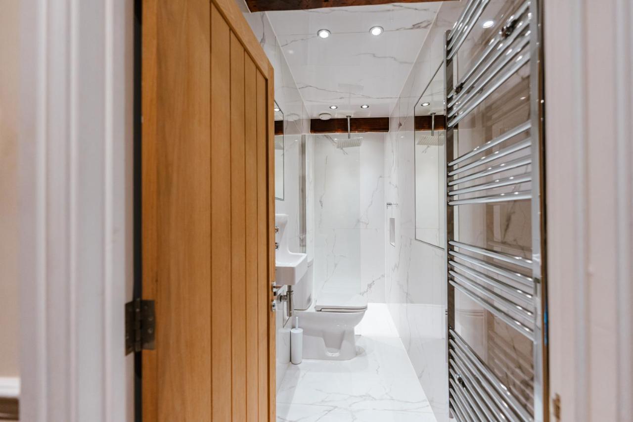 Ultrachic Georgian Townhouse In Central London - 3