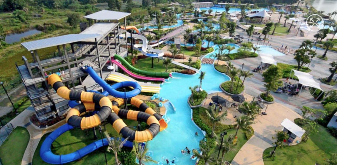 Water park: Mango Spa & Resort