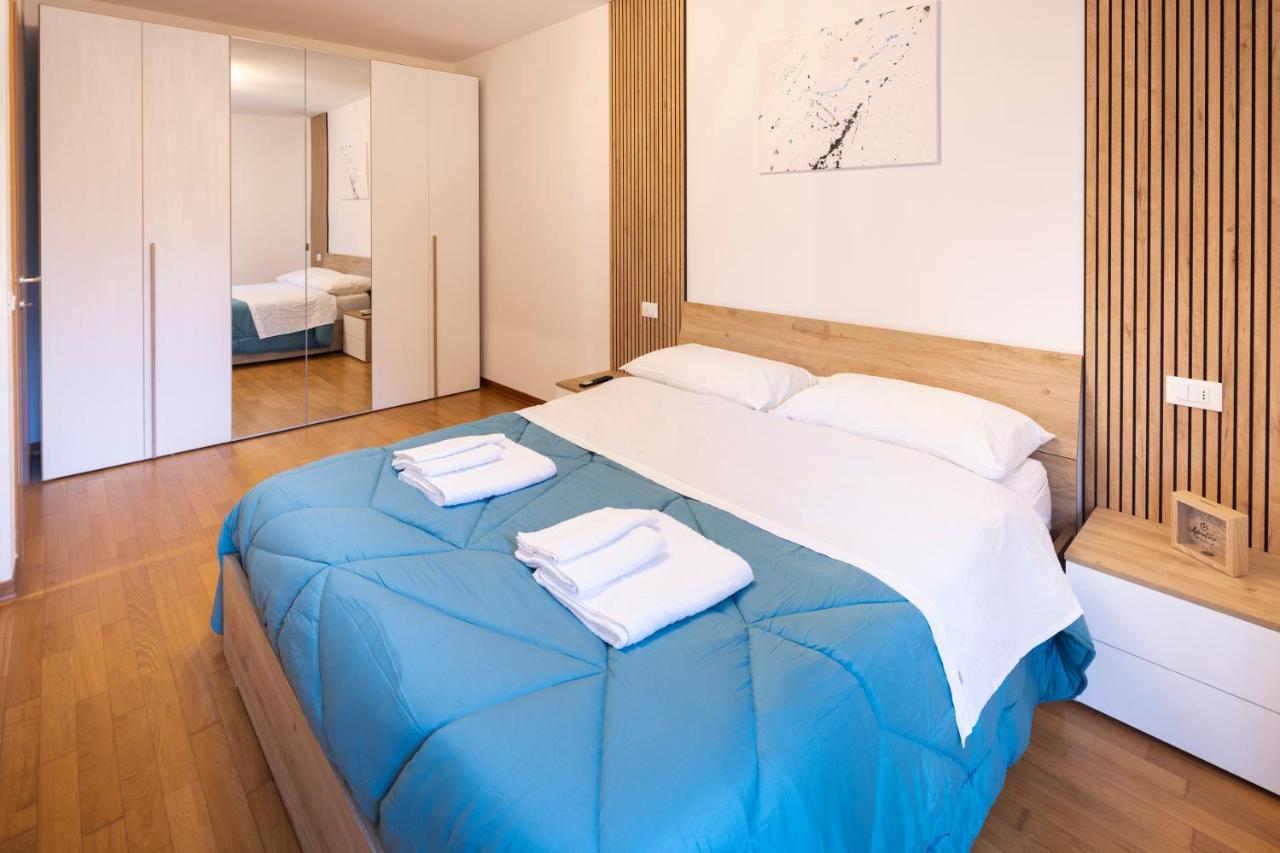 - Luxury Apartment With Garden - - 2