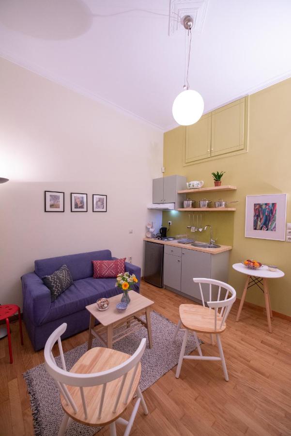 Garden-studio in a mansion-Athens-Chalandri center - 4