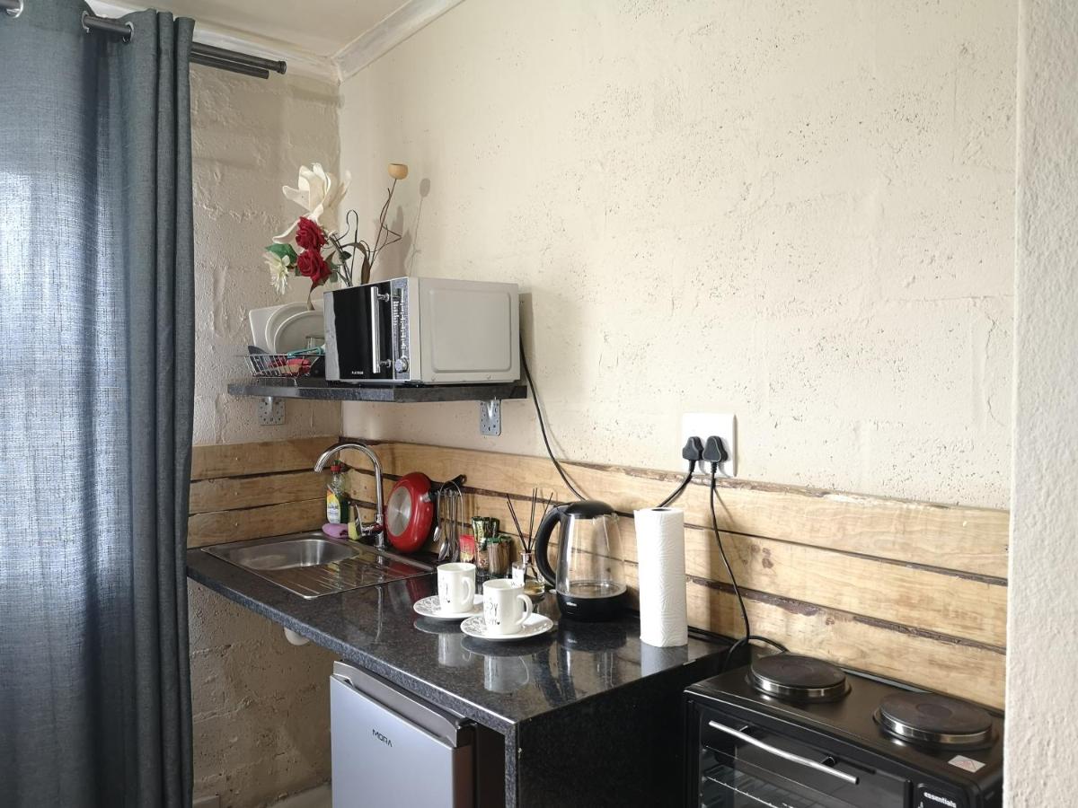 Coastal Cozy - Table Mountain Suite - 4