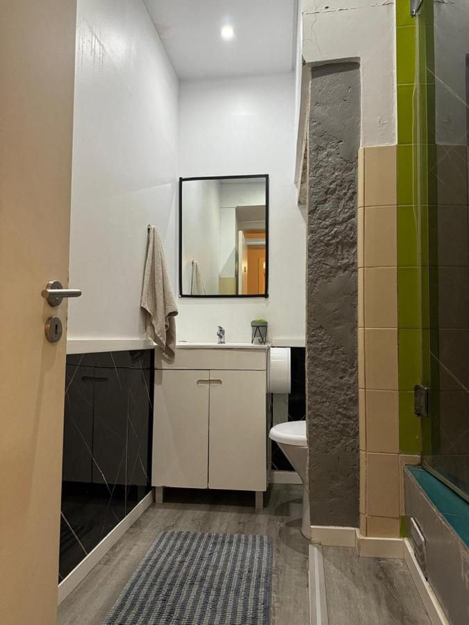 Frank's House & Happy DOWNTOWN - 3