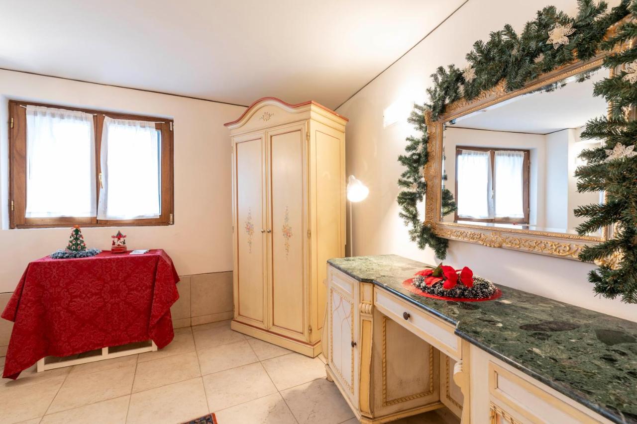 Rubino Flat Canal View - 3