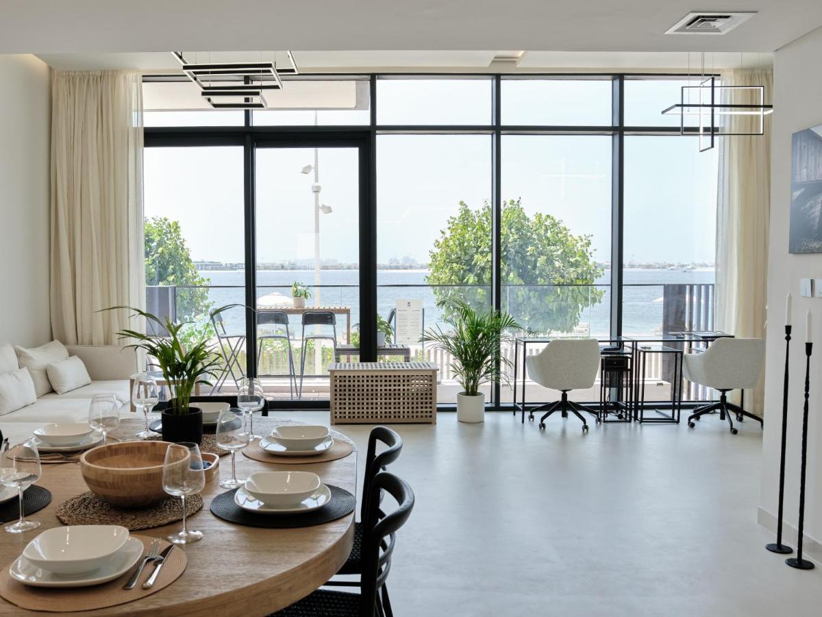 Beachfront Townhouse SEA BREEZE