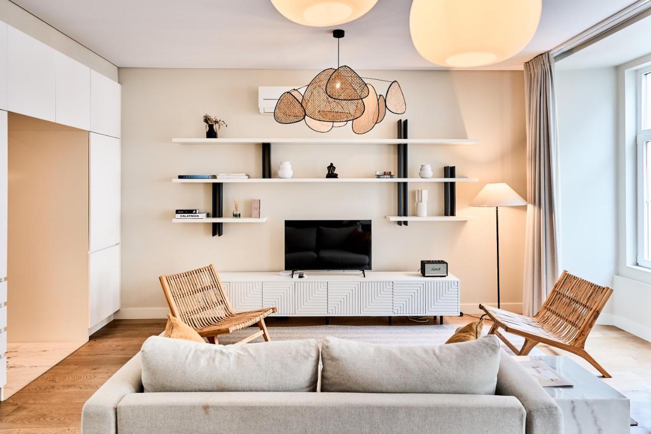 Ando Living - Augusta House