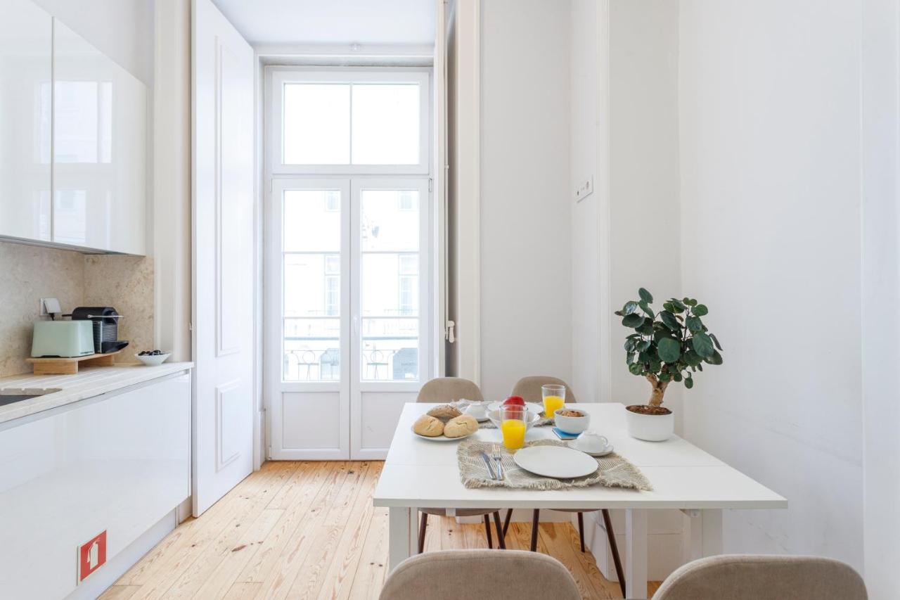 Modern Apartament in The Heart of Chiado - 4