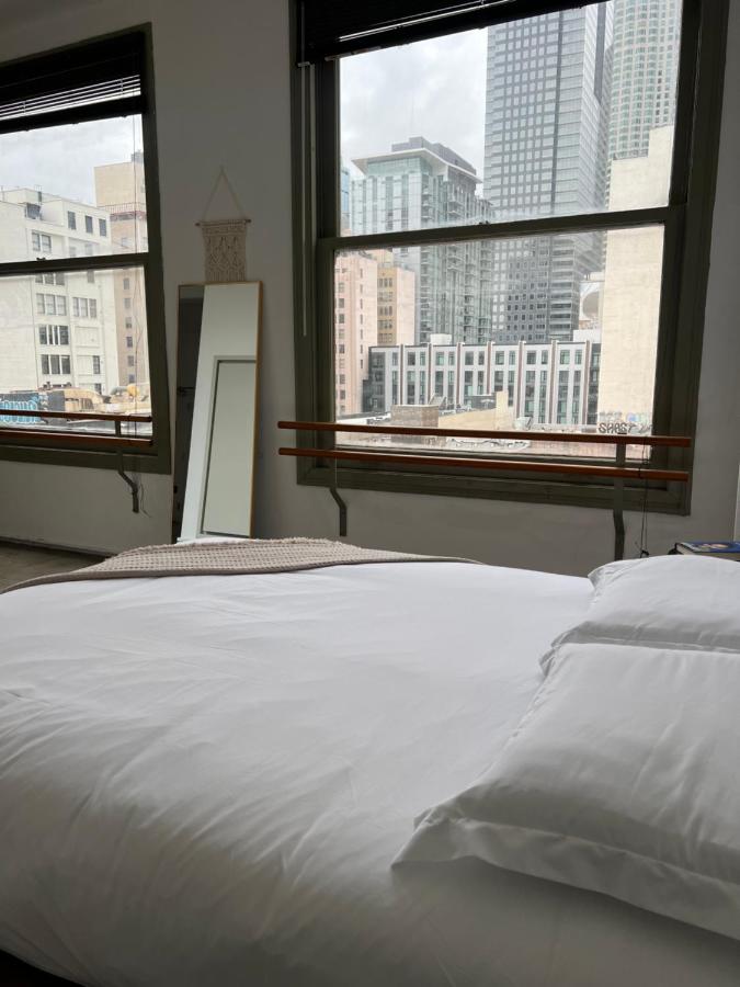 Historic Downtown LA Loft - Urban Charm - 4