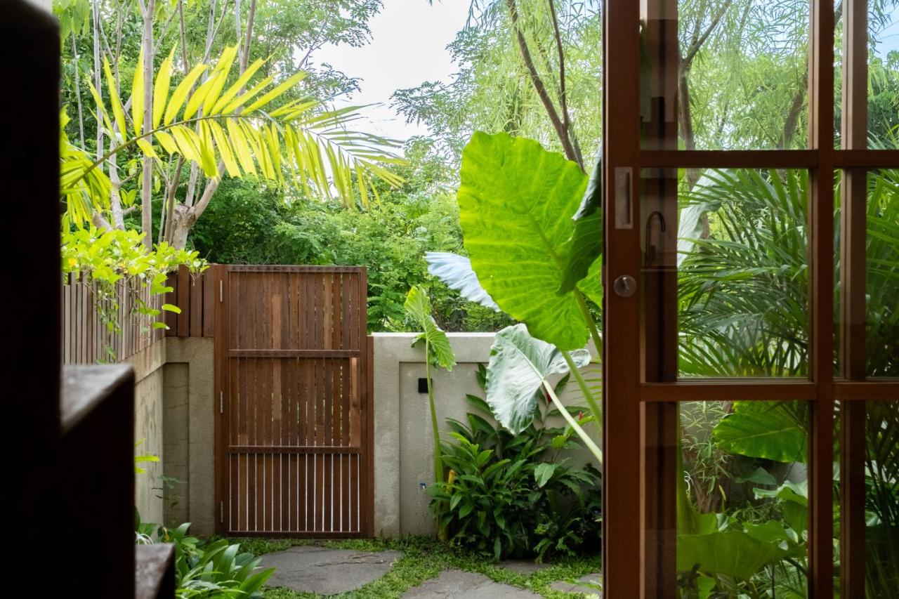 Calista Studios SATU Tasteful 1 BR studio tucked in peaceful jungle - 5