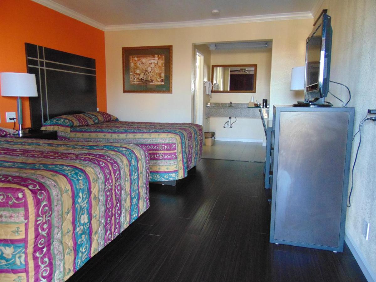 Heart of Austin Suites — photo 7