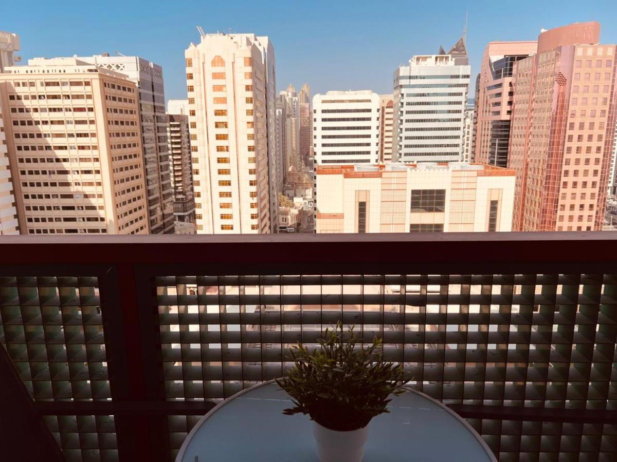 ONE Guest Place Private Bedroom with Balcony - 3