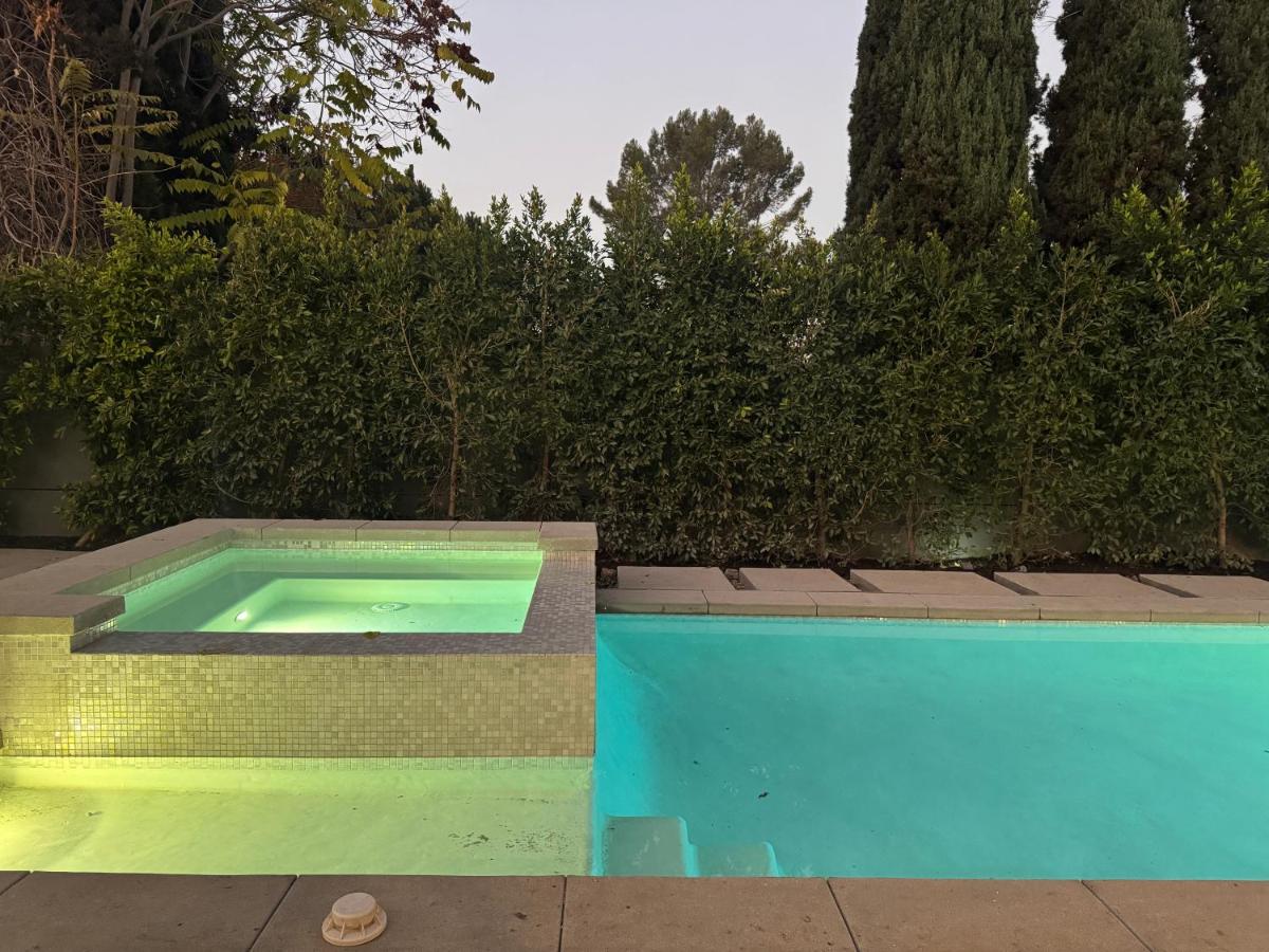 The Arts House - Private and Gated Home in Silver Lake with Pool & Views - 4