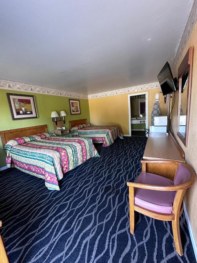 Don's Motel — photo 2