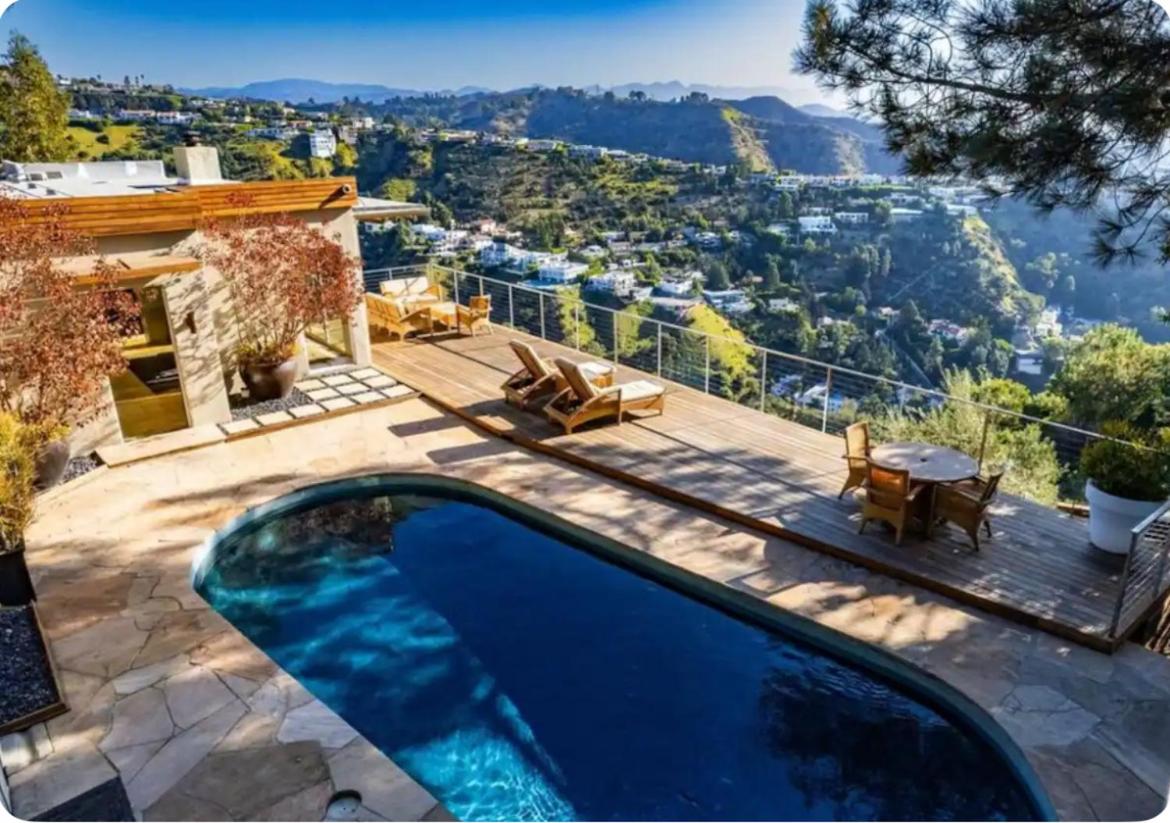 Secluded Luxury Hollywood Hills Retreat - 4