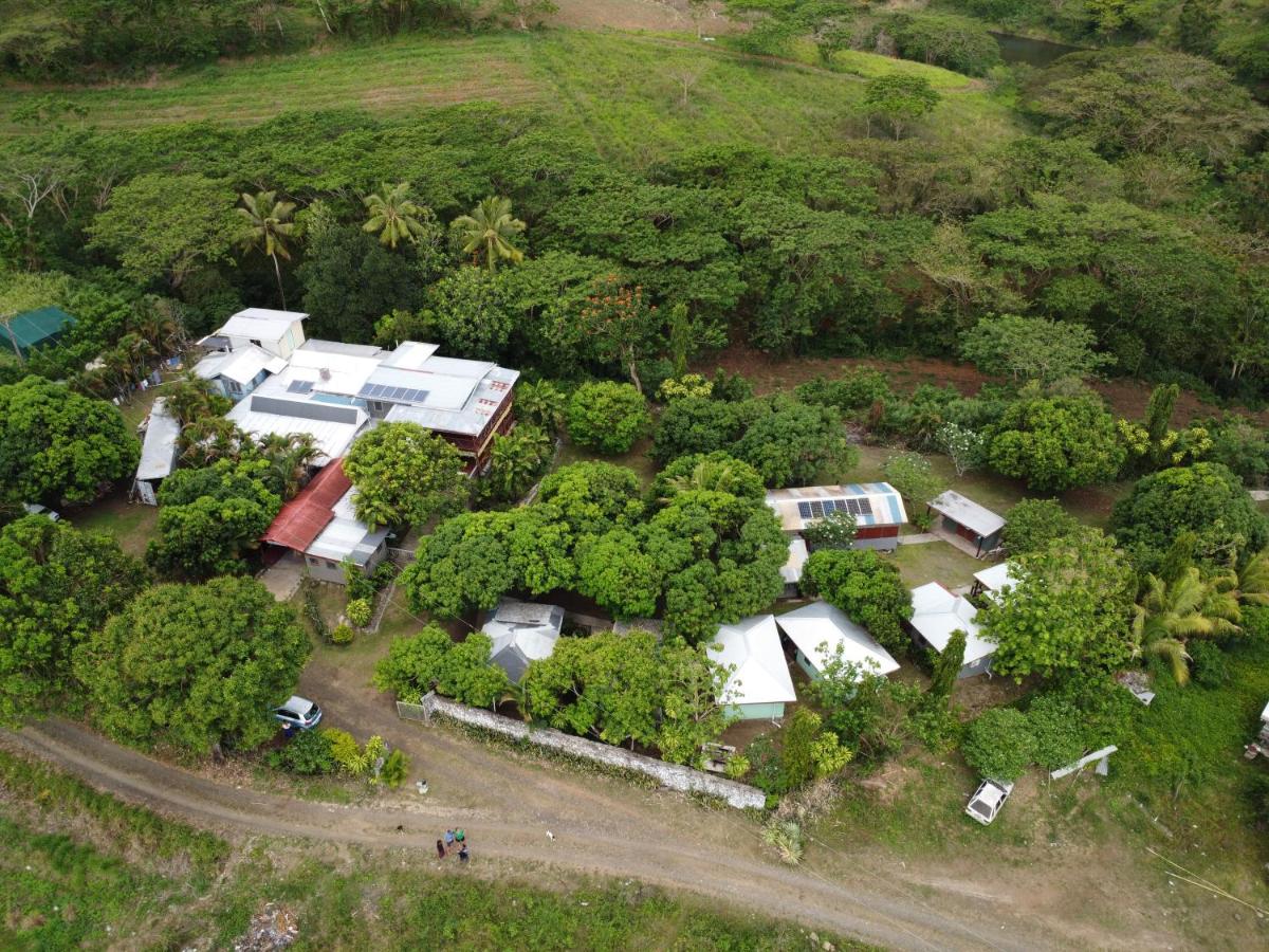 Outback Retreat/Hotel, Ba Fiji