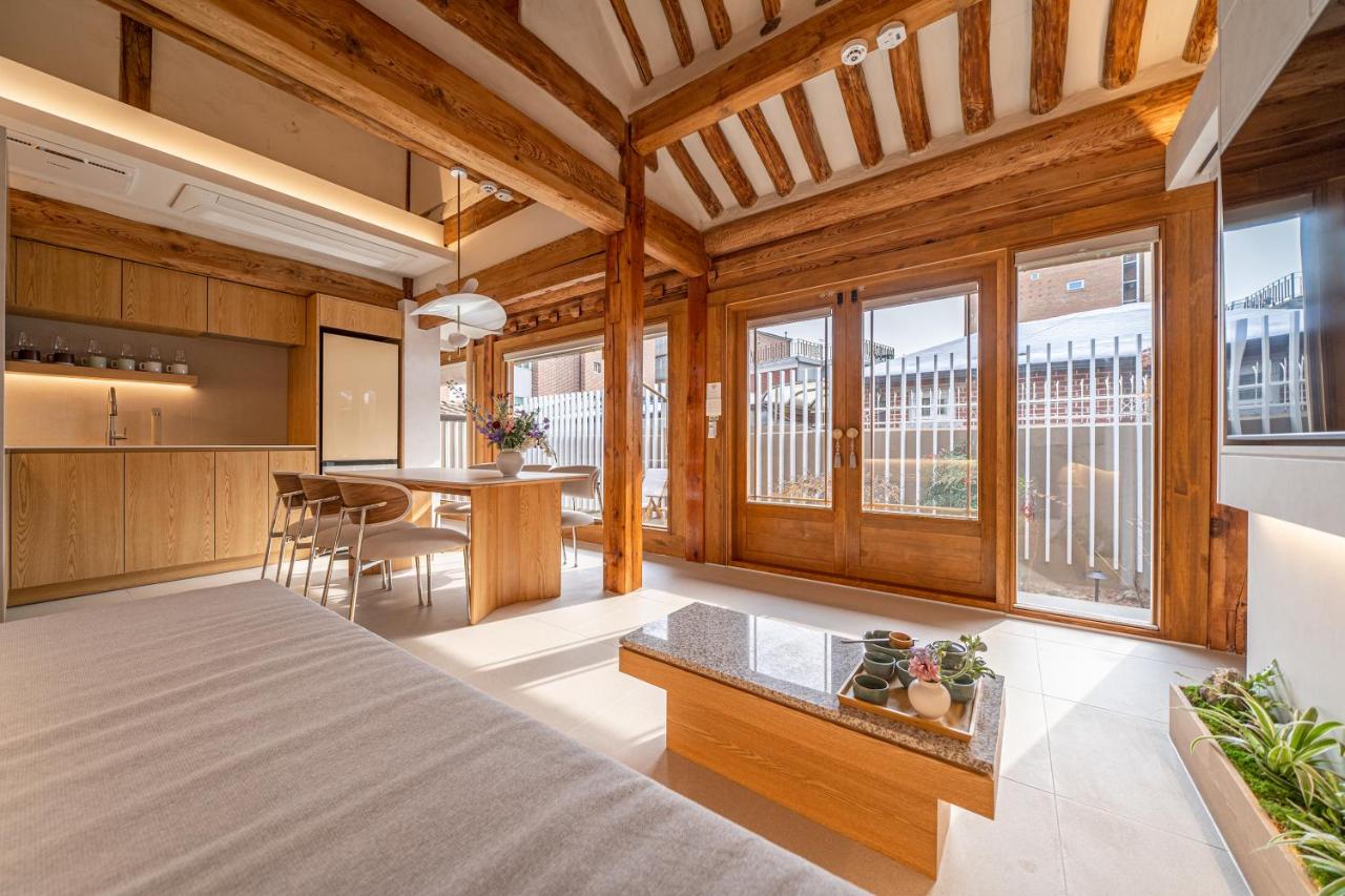 Luxury Traditional Hanok - Private Entire Home - MemoryStay Hyoja