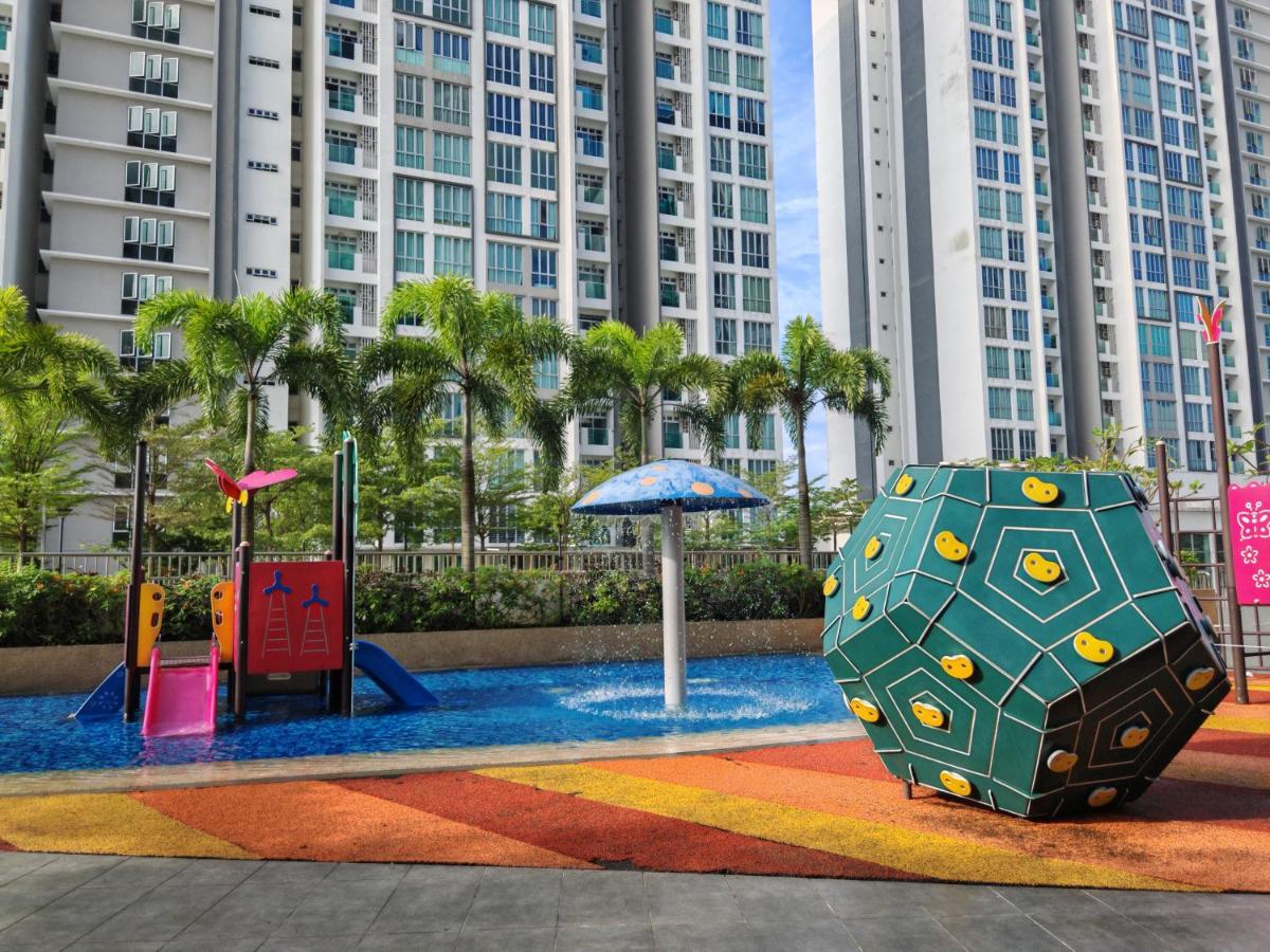 Near MMHE - 3 Bedrooms Homestay Meridin Bayvue Pasir Gudang - 5