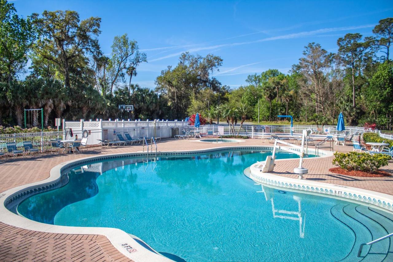Barefoot'n Resort — photo 15
